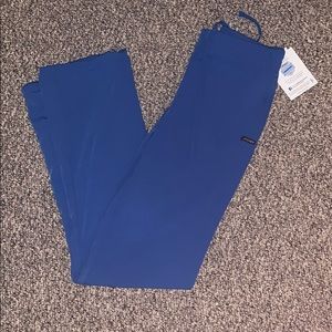 ⭐️NWT ladies scrub pants size XS TALL⭐️